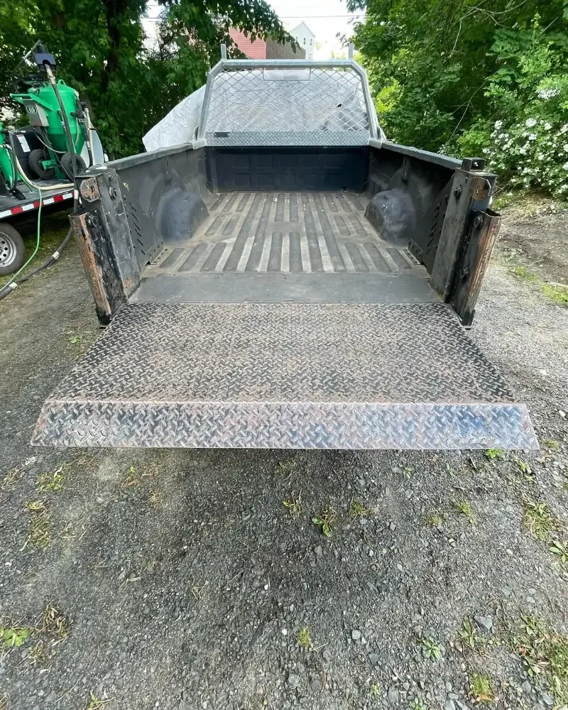 Truck Bed & Tailgate before blasting